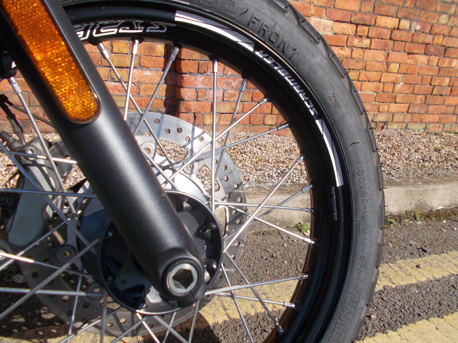 Triumph STREET SCRAMBLER SANDSTORM