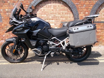 Used Triumph TIGER 1200 GT EXPLORER 2024 for sale - bike-78673872: Photo