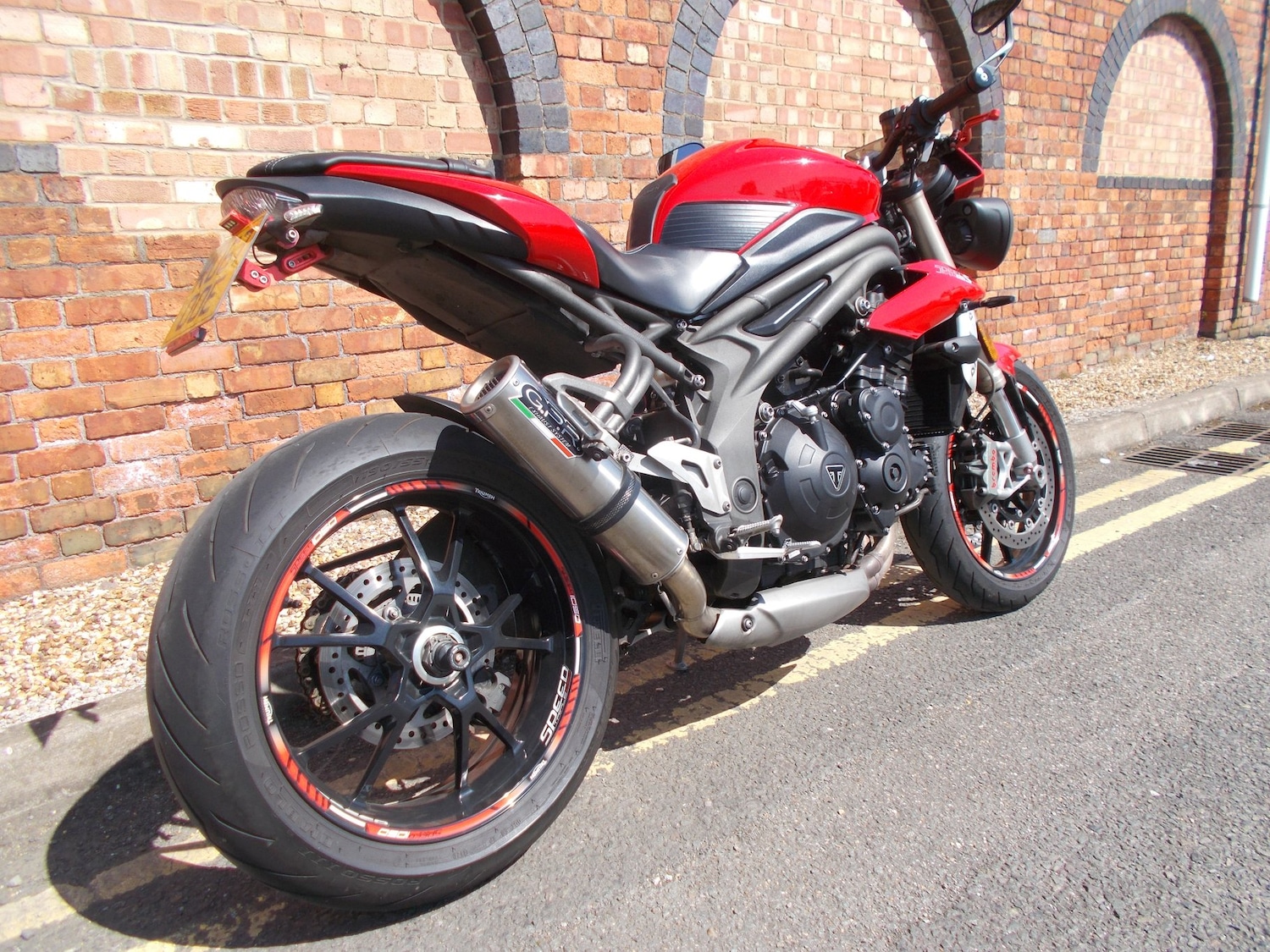 Used Triumph SPEED TRIPLE 1050 S 2017 for sale - 78316779: Photo 6