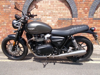 Used Triumph STREET TWIN 2021 for sale - bike-79010665: Photo