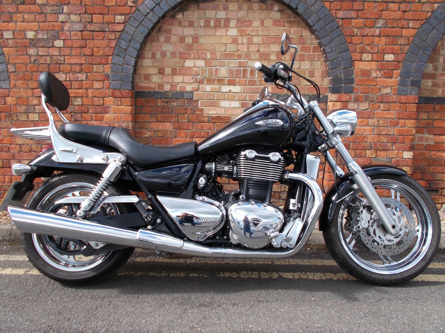 Used Triumph THUNDERBIRD 1600 2009 for sale - 78770415: Photo 1