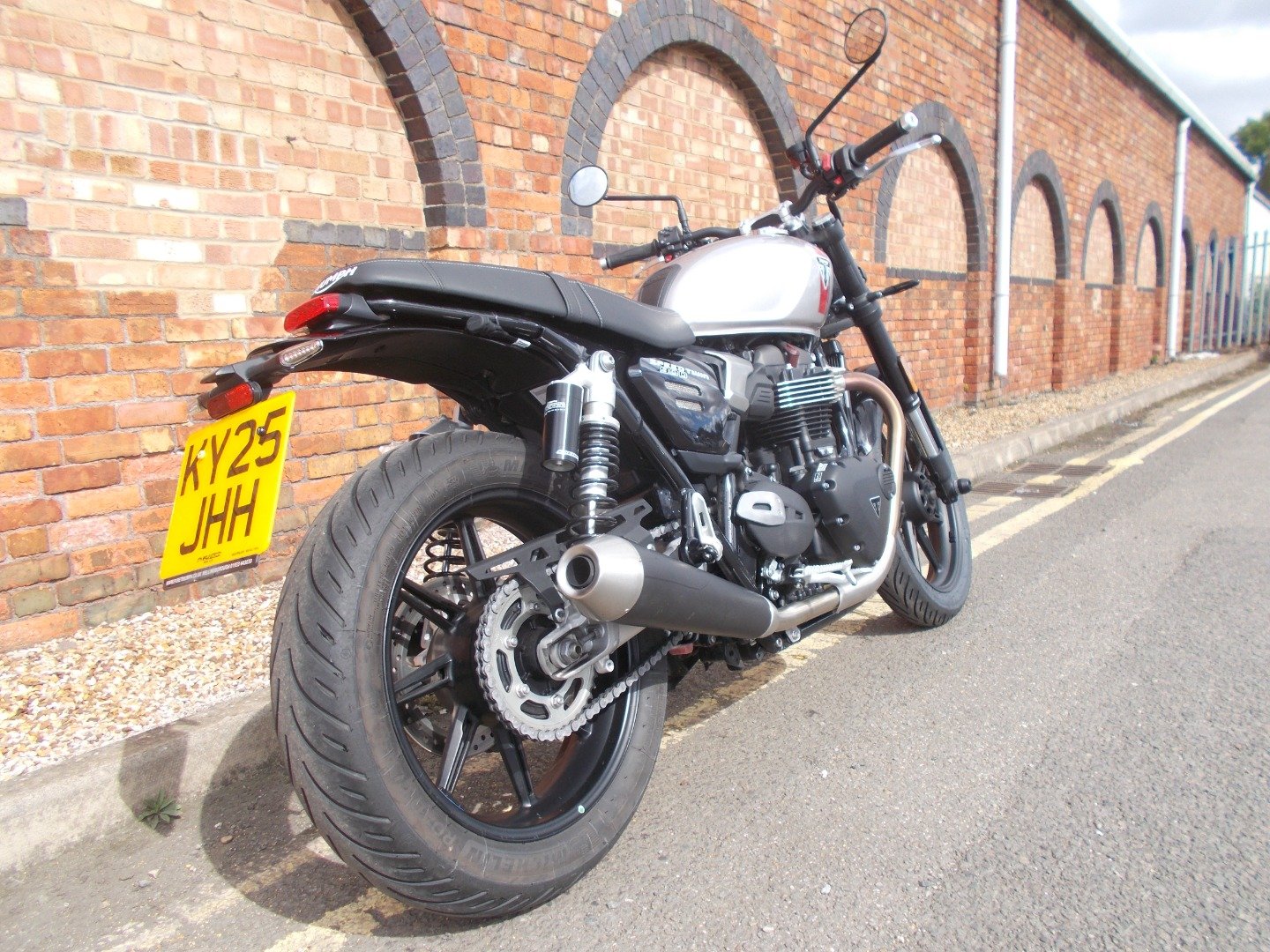 Triumph SPEED TWIN 900