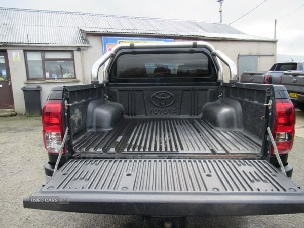 Used Toyota Hilux 2019 for sale - 78220433: Photo 9