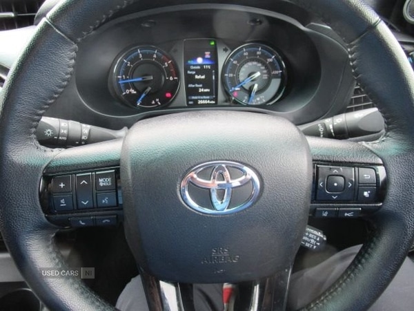Used Toyota Hilux 2024 for sale - 78158012: Photo 12