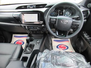 Used Toyota Hilux 2026 for sale - 78505373: Photo