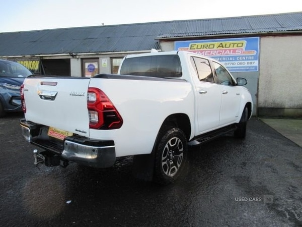 Used Toyota Hilux 2023 for sale - 77052583: Photo 8
