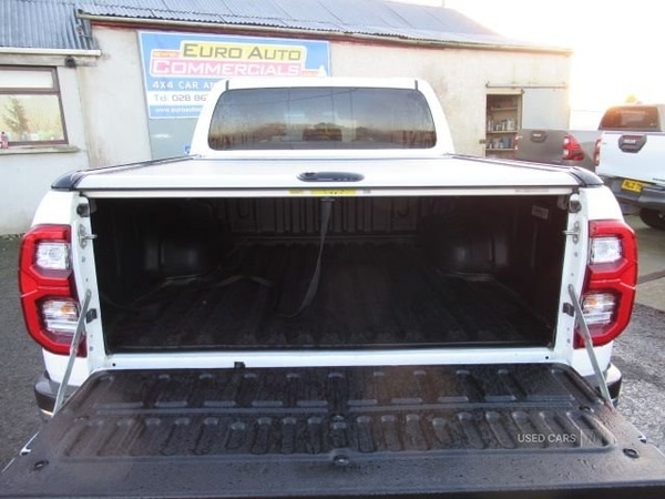 Used Toyota Hilux 2023 for sale - 77052583: Photo 9