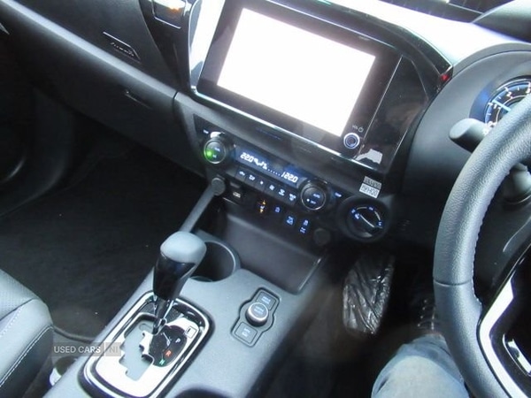 Used Toyota Hilux 2025 for sale - 77041431: Photo 4