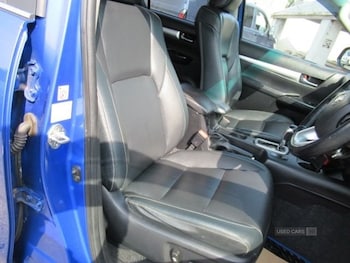 Used Toyota Hilux 2018 for sale - 79159378: Photo