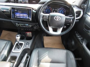 Used Toyota Hilux 2018 for sale - 79159378: Photo