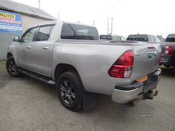Used Toyota Hilux 2023 for sale - 78158013: Photo