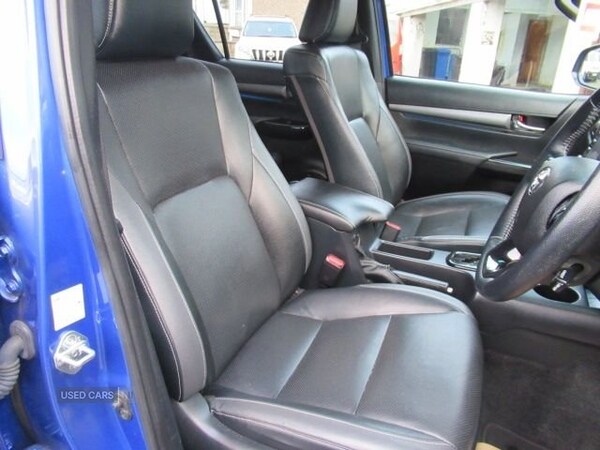 Used Toyota Hilux 2023 for sale - 76216292: Photo 3