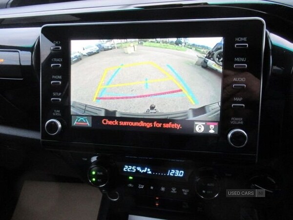Used Toyota Hilux 2023 for sale - 76216292: Photo 4