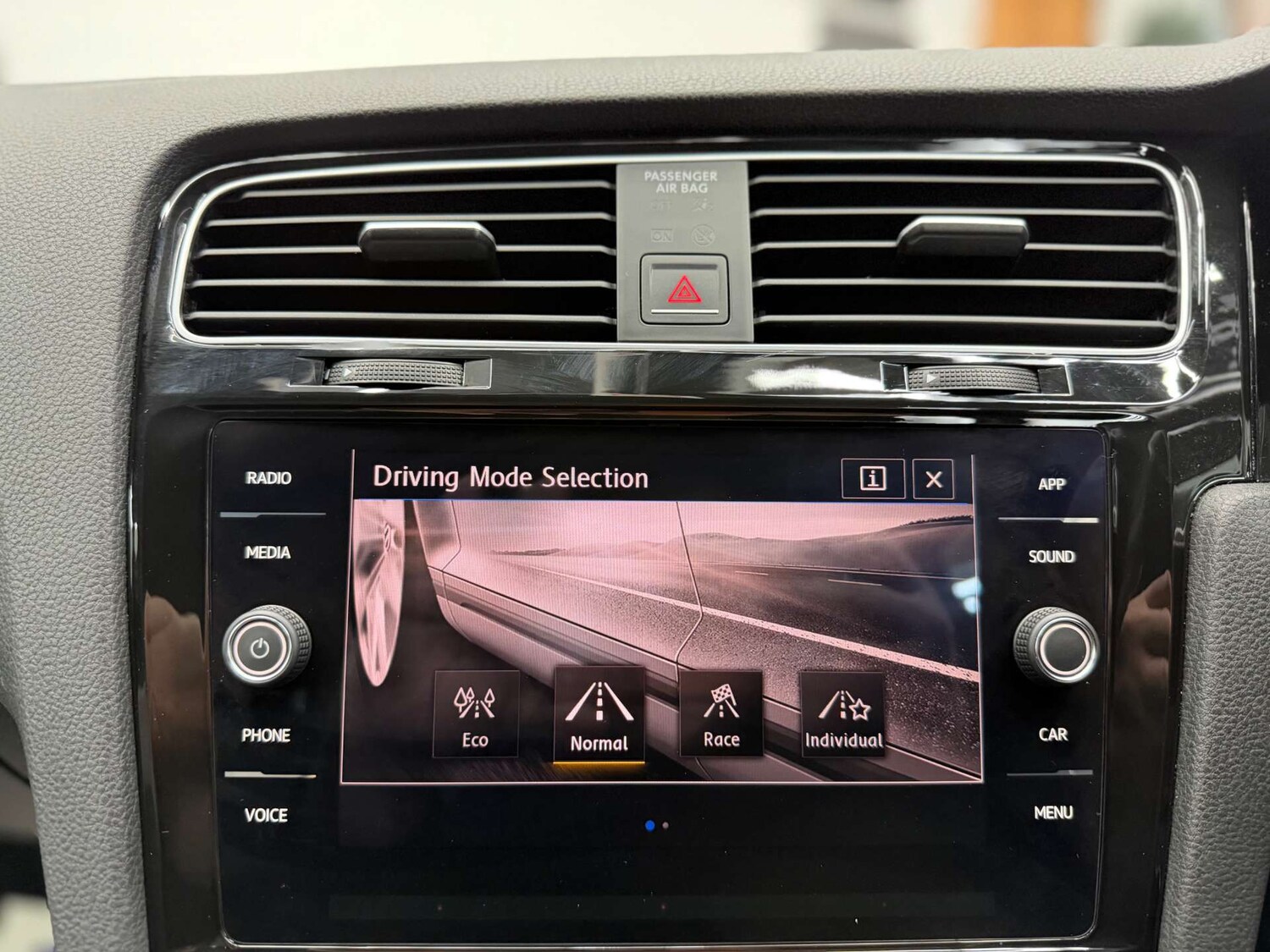 Used Volkswagen Golf 2016 for sale - 77400158: Photo 39