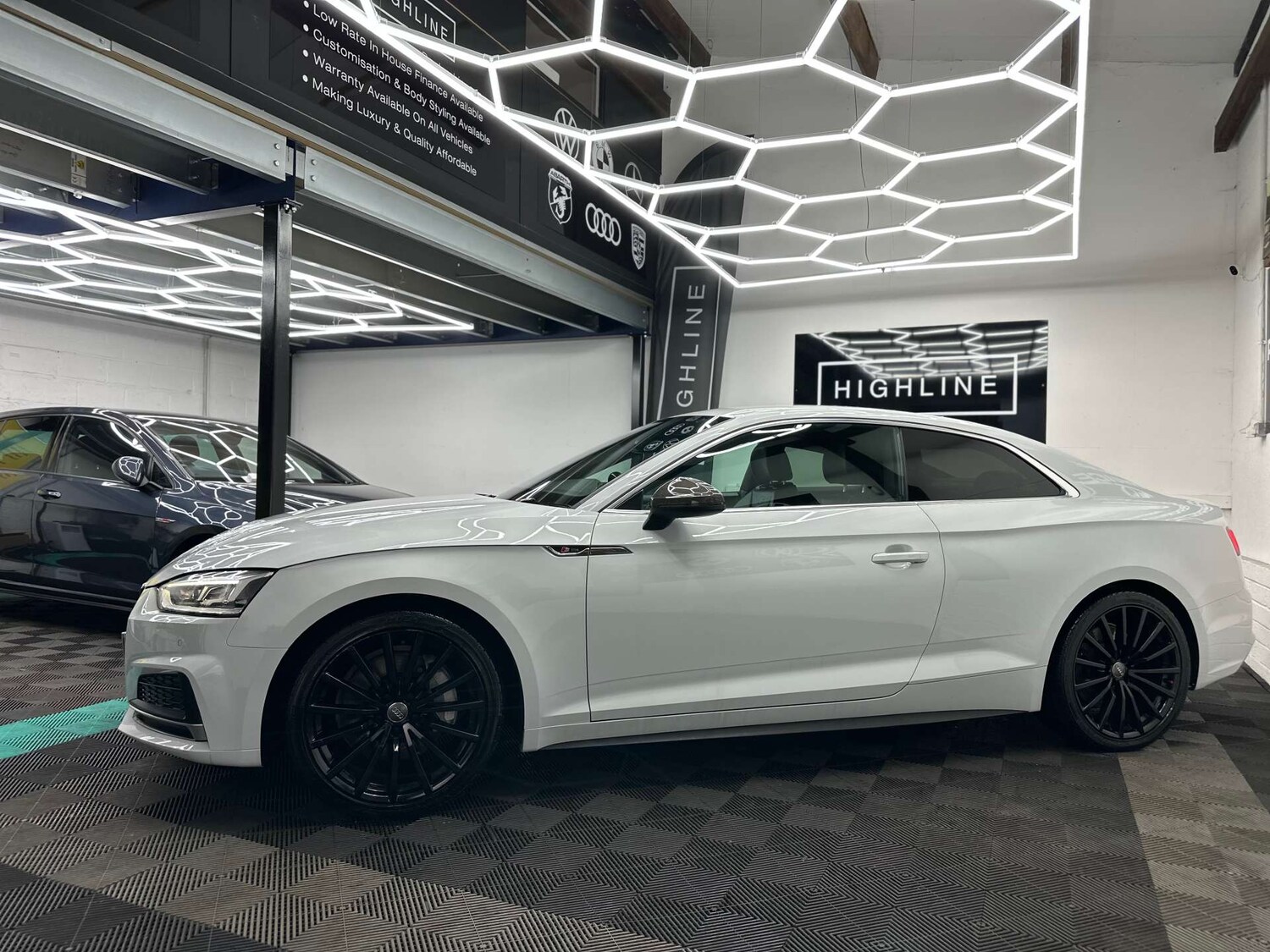 Used Audi A5 2017 for sale - 76625134: Photo 10