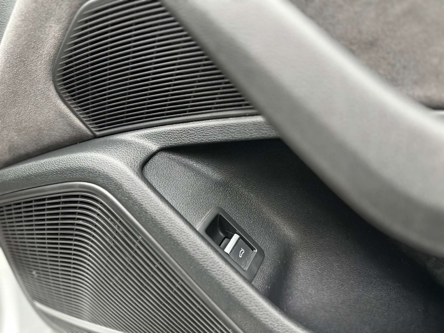 Used Audi A5 2017 for sale - 76625134: Photo 41