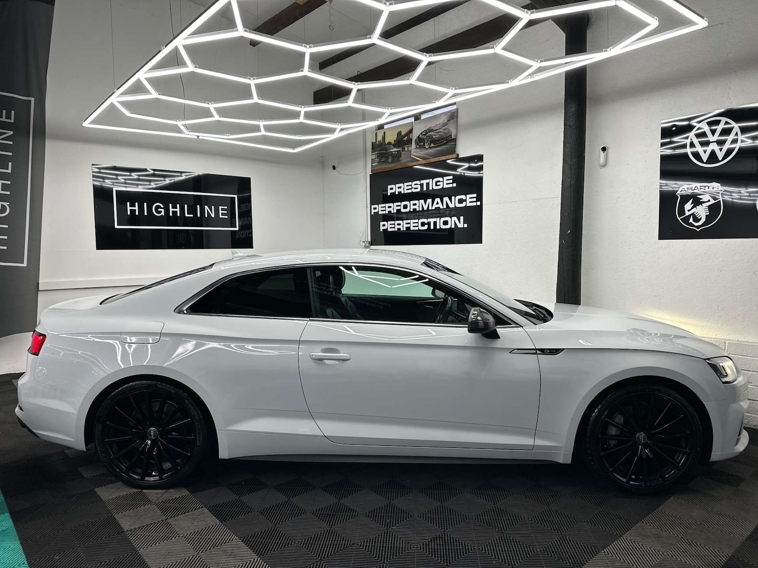 Used Audi A5 2017 for sale - 76625134: Photo 5