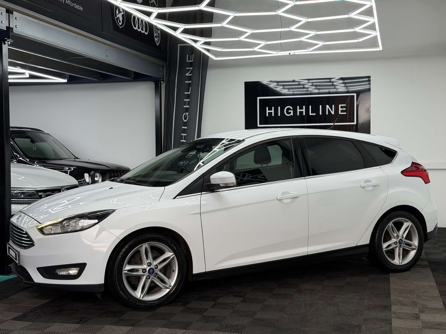 Used Ford Focus 2016 for sale - 77268900: Photo 10