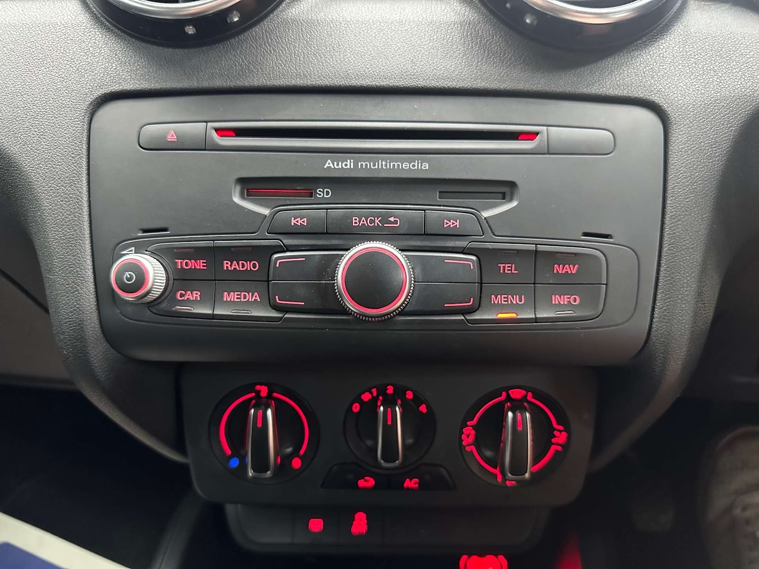 Used Audi A1 2012 for sale - 76625124: Photo 20