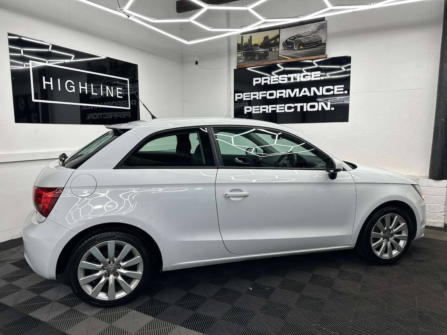 Used Audi A1 2012 for sale - 76625124: Photo 5