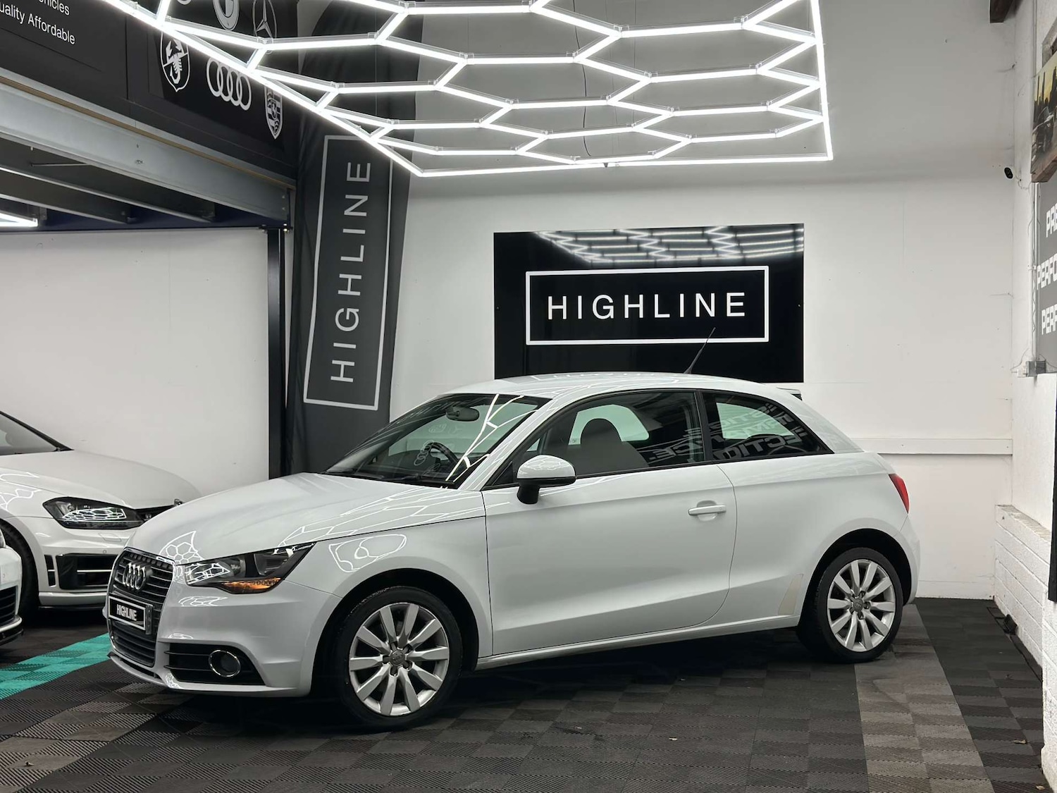 Used Audi A1 2012 for sale - 76625124: Photo 9