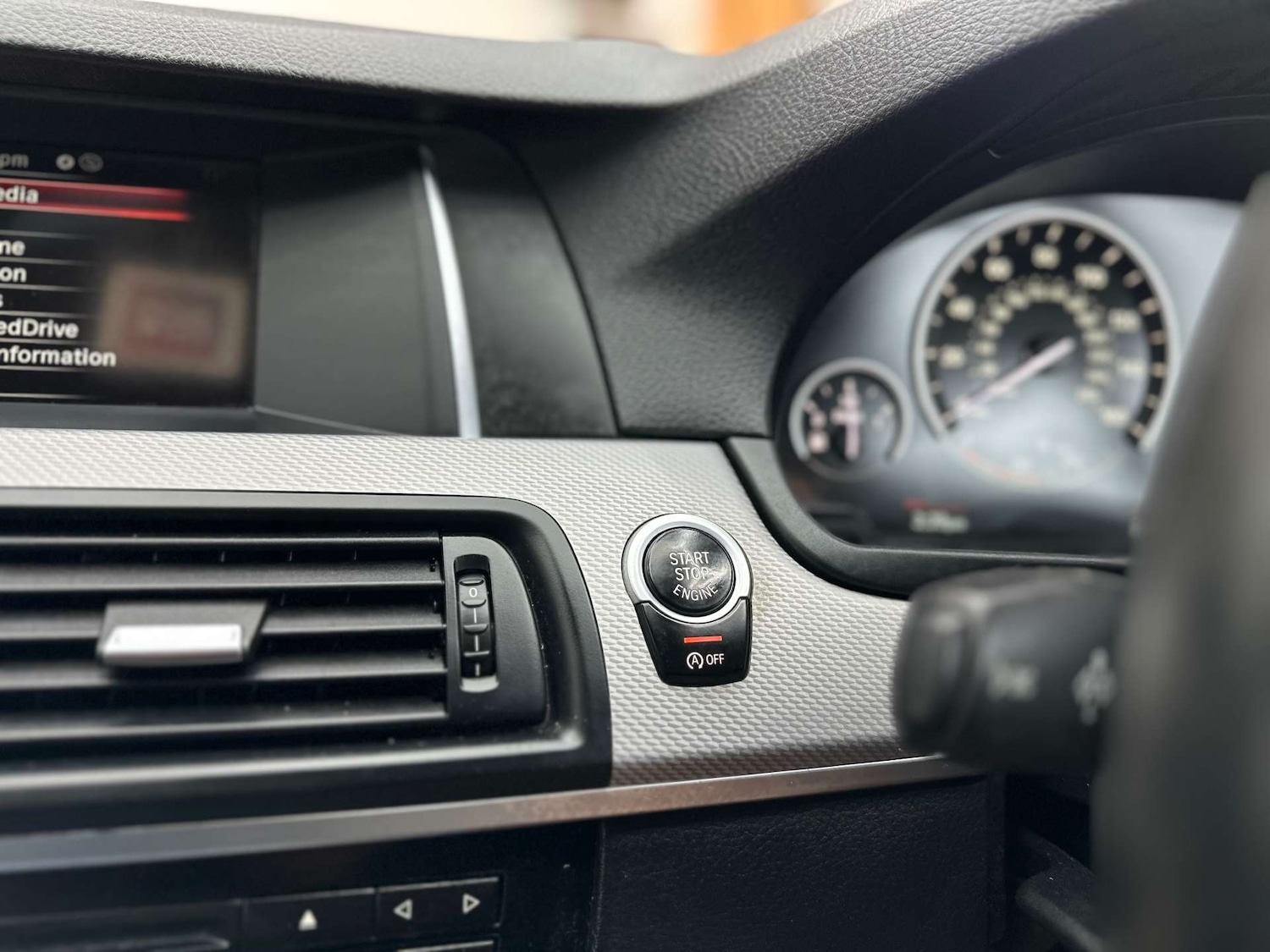 Used BMW 5 Series 2017 for sale - 76836432: Photo 27