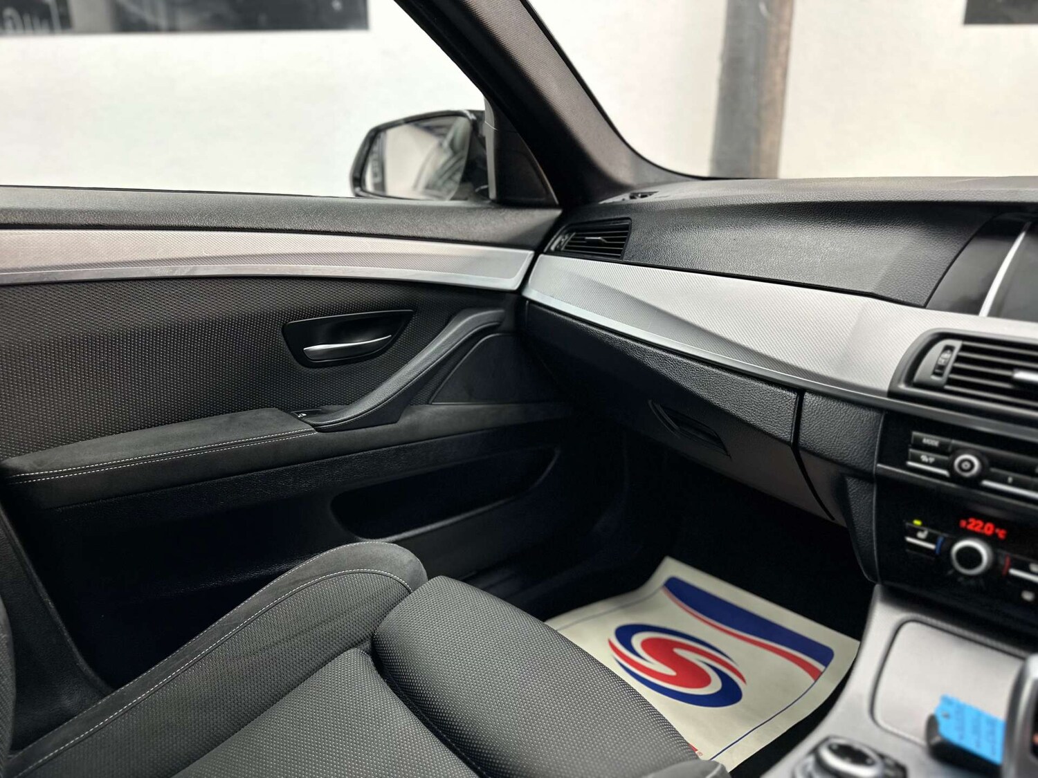 Used BMW 5 Series 2017 for sale - 76836432: Photo 39