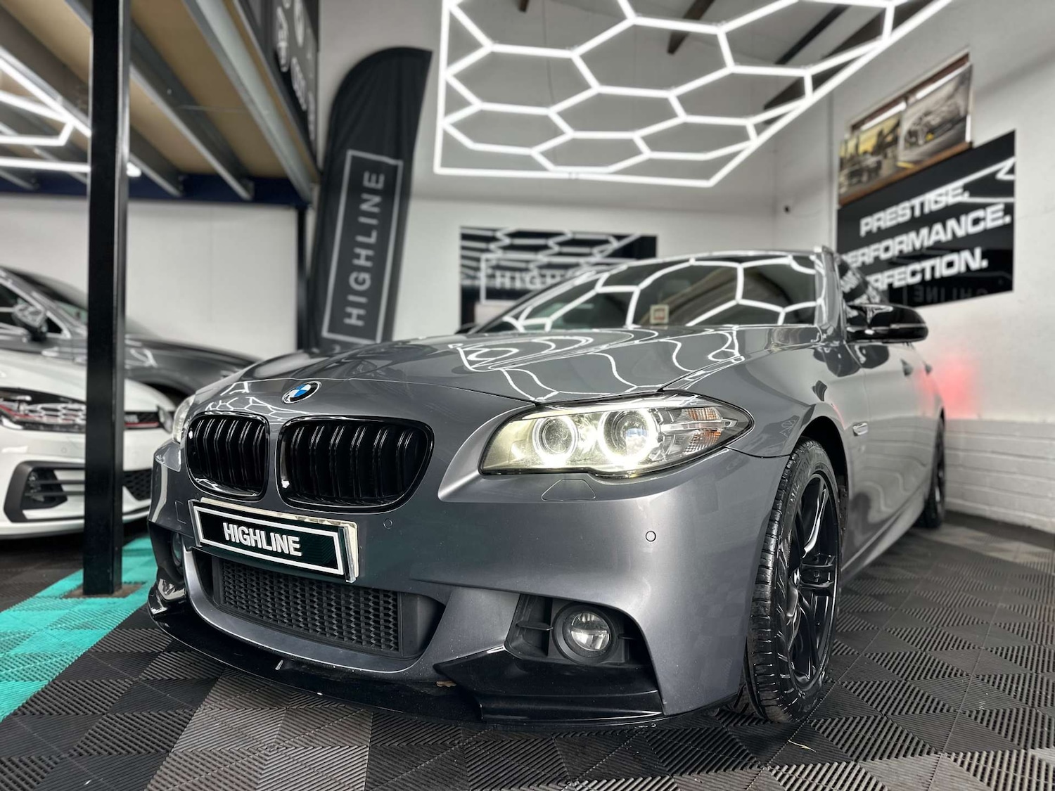 Used BMW 5 Series 2017 for sale - 76836432: Photo 8