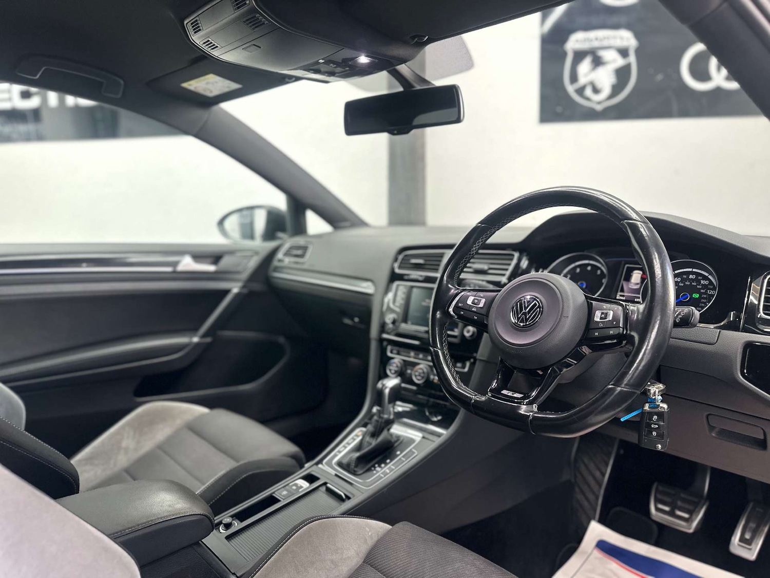 Used Volkswagen Golf 2016 for sale - 76625131: Photo 16