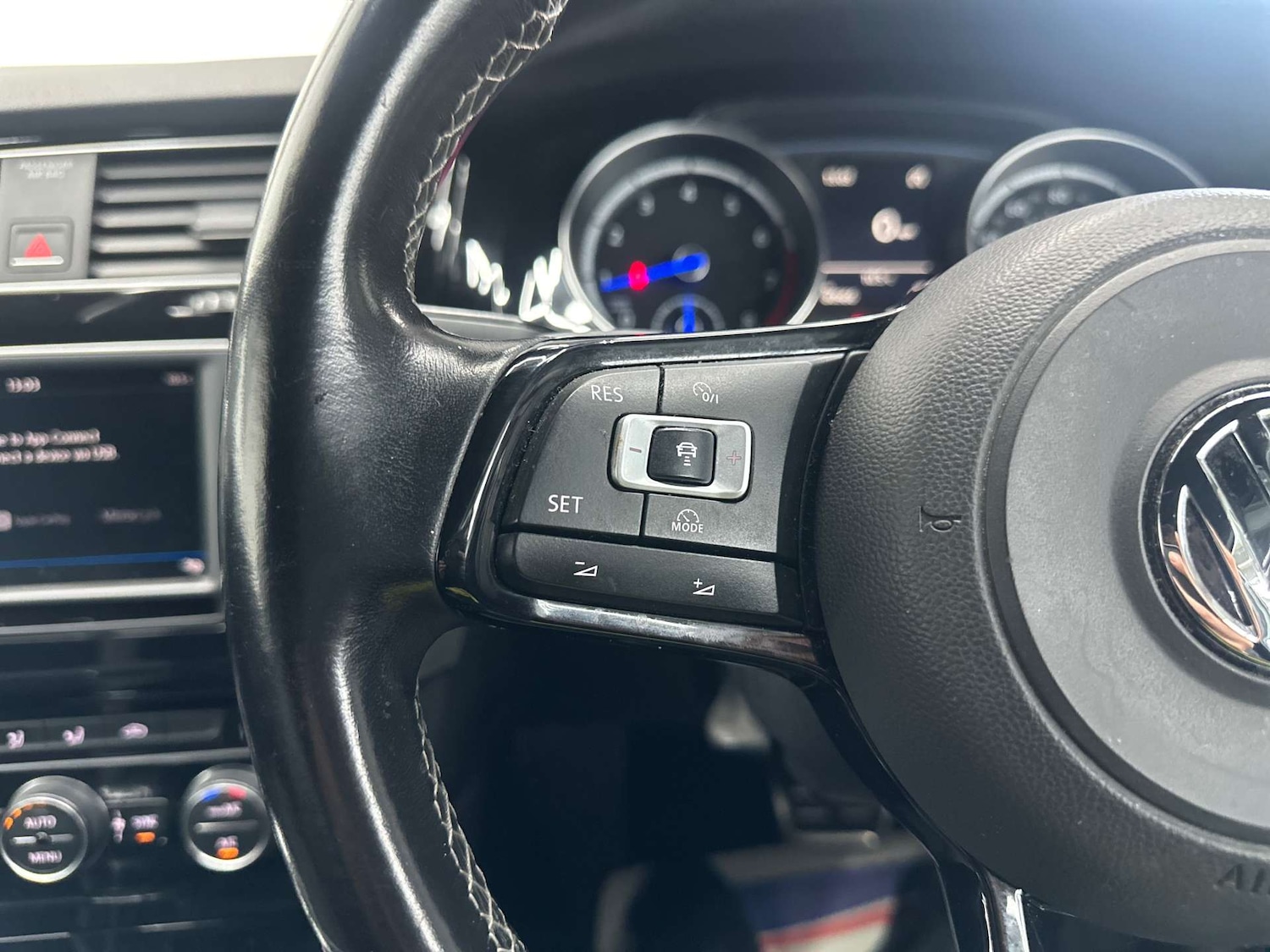 Used Volkswagen Golf 2016 for sale - 76625131: Photo 20