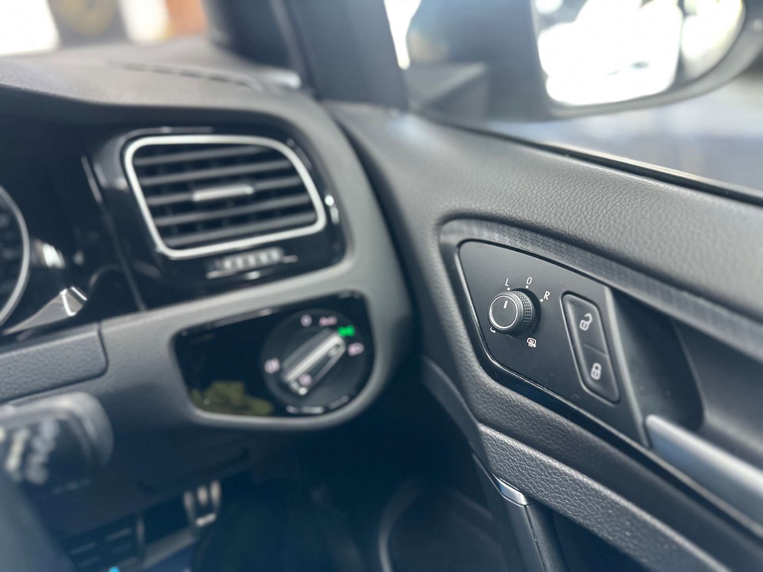 Used Volkswagen Golf 2016 for sale - 76625131: Photo 25