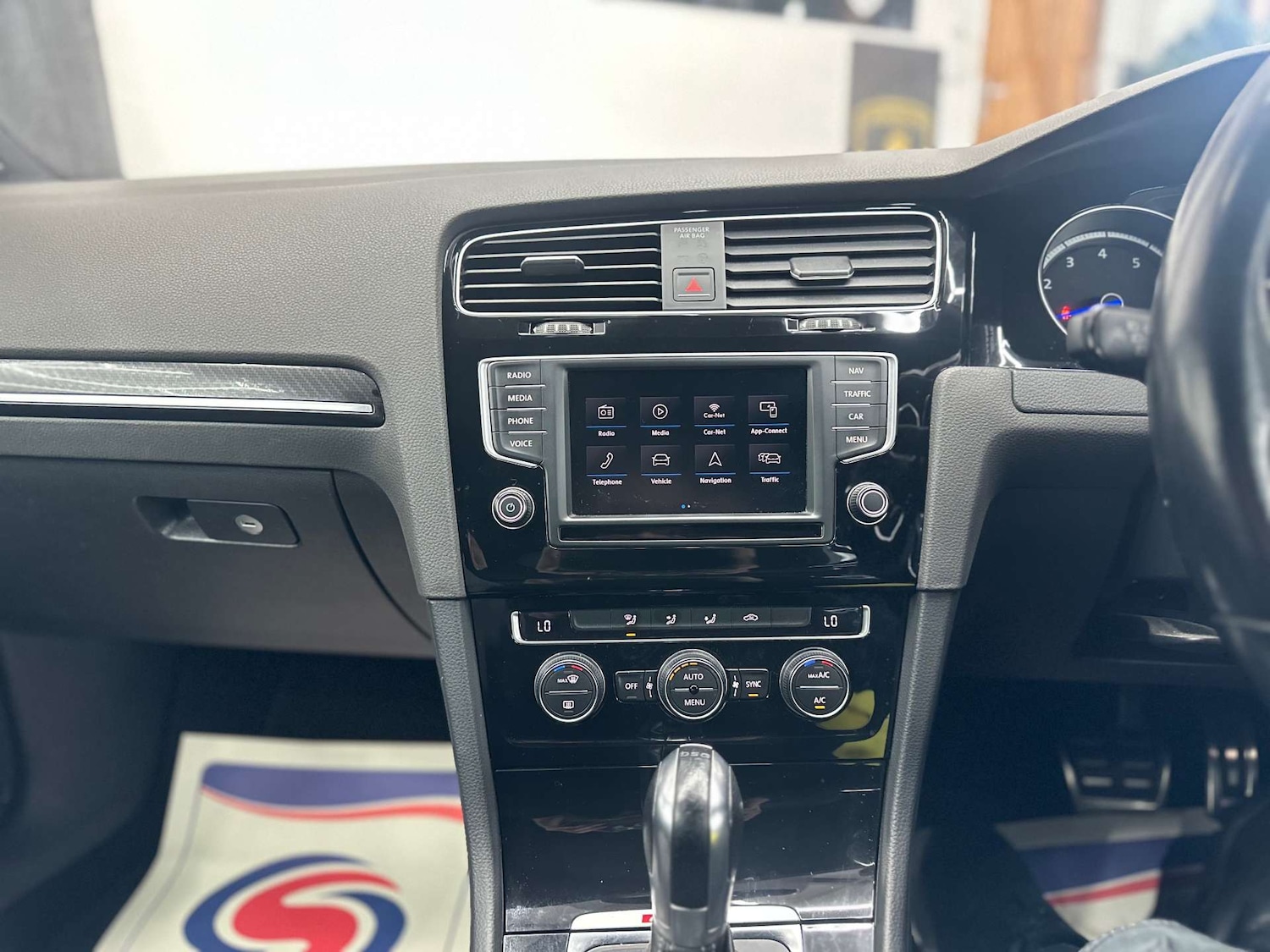 Used Volkswagen Golf 2016 for sale - 76625131: Photo 27