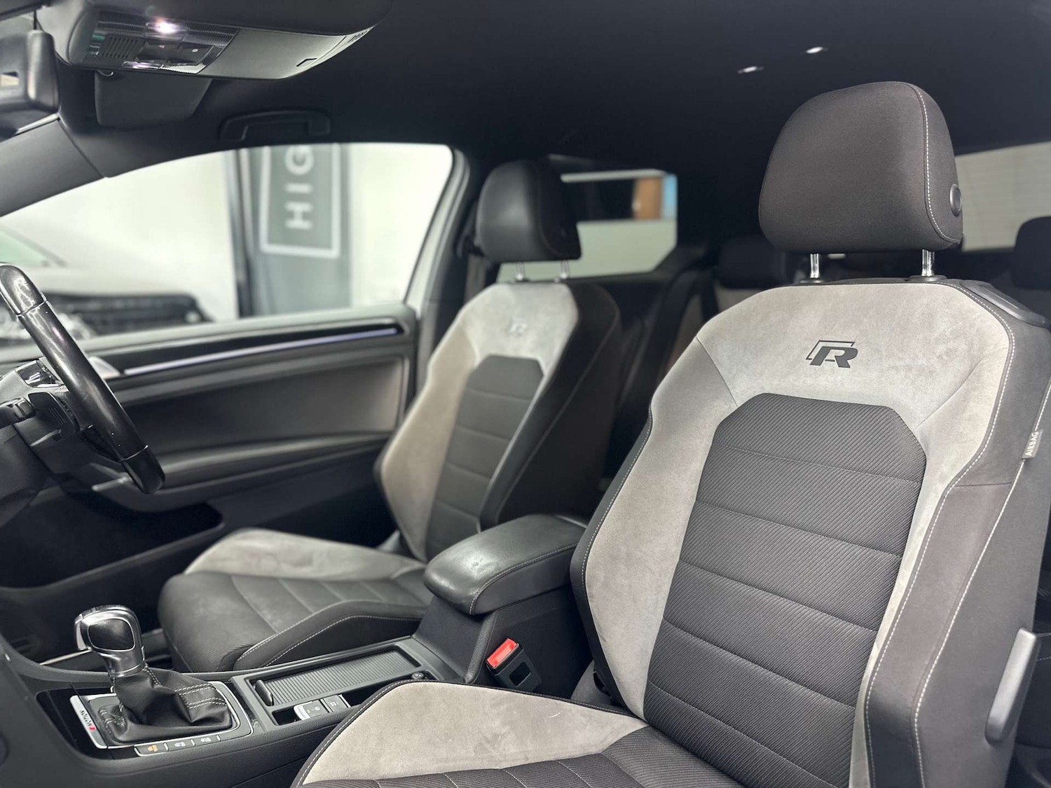 Used Volkswagen Golf 2016 for sale - 76625131: Photo 39