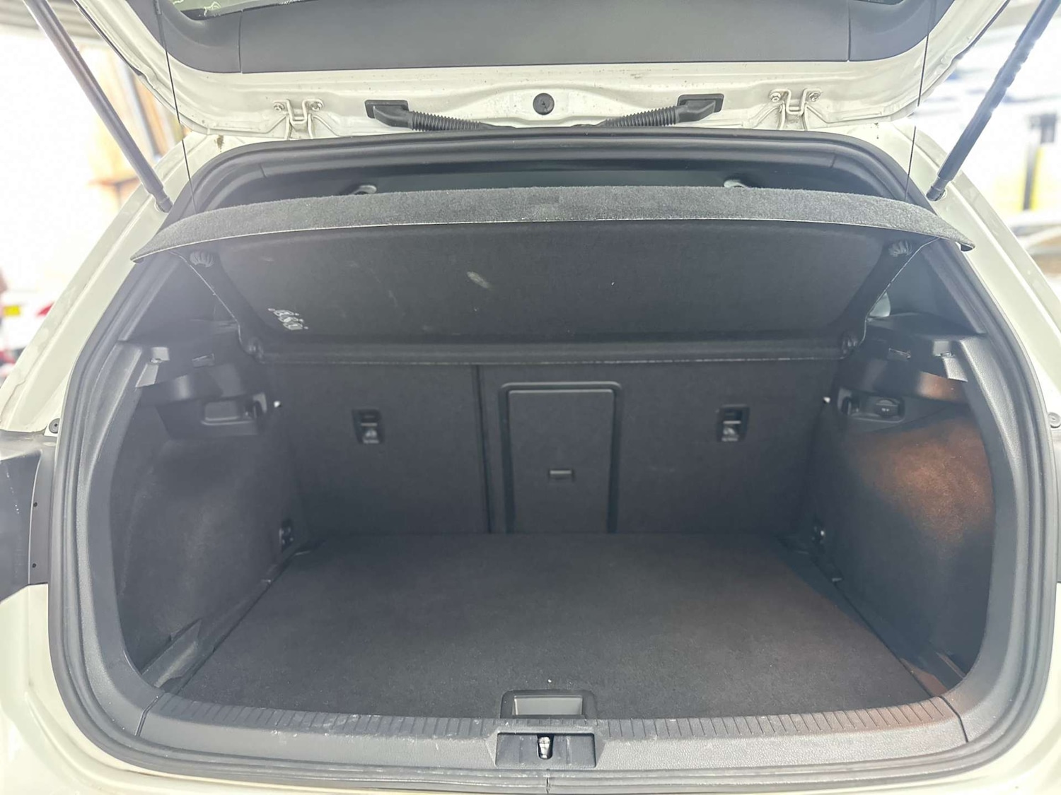 Used Volkswagen Golf 2016 for sale - 76625131: Photo 41