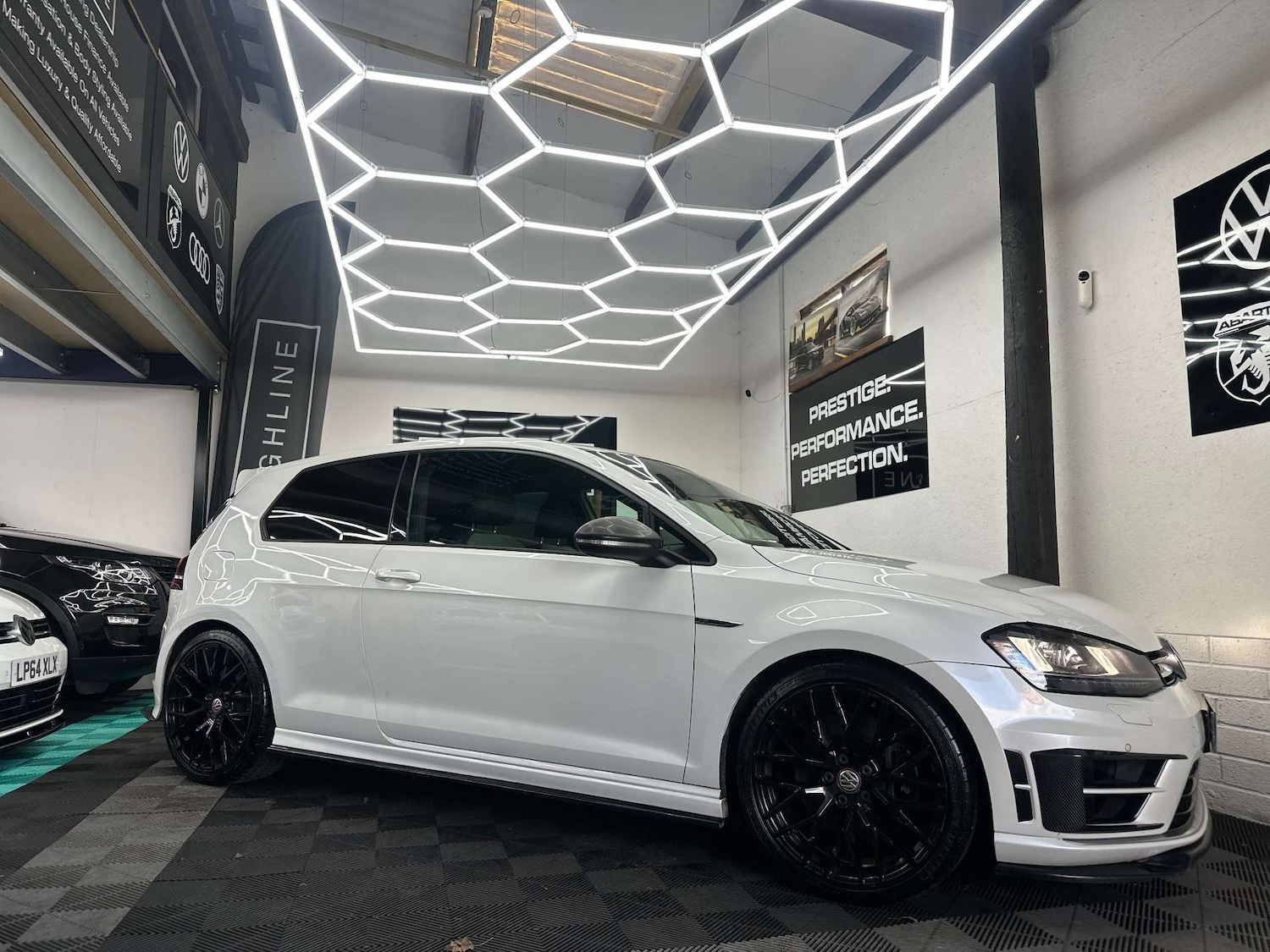 Used Volkswagen Golf 2016 for sale - 76625131: Photo 5