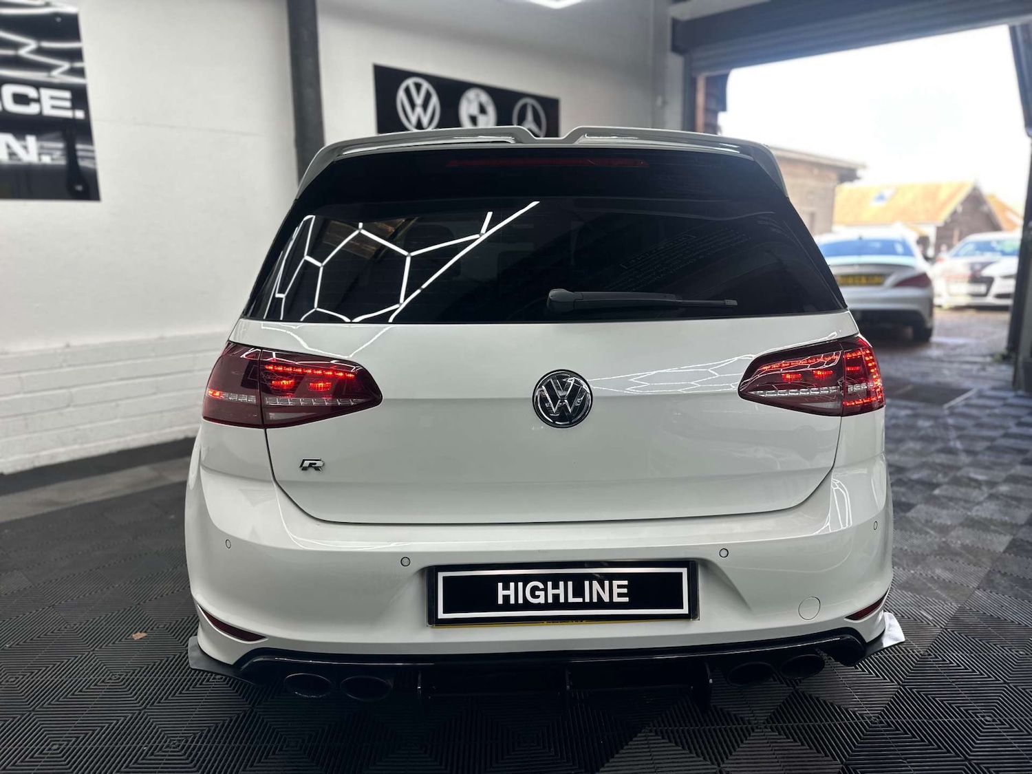Used Volkswagen Golf 2016 for sale - 76625131: Photo 8