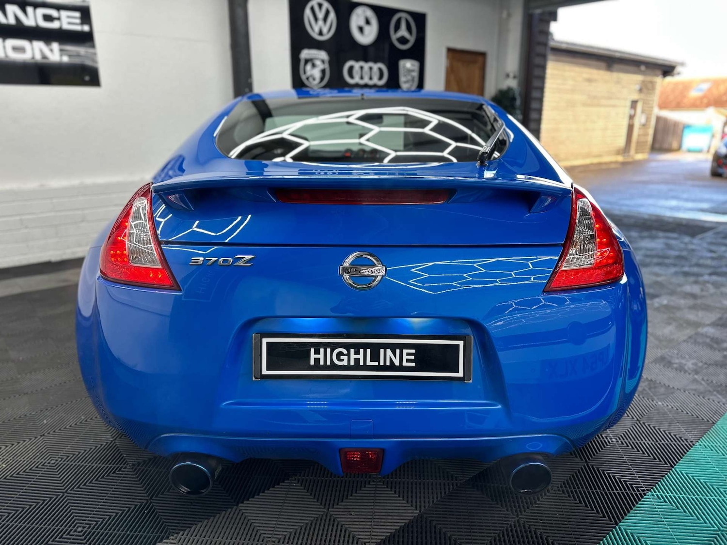 Used Nissan 370 Z 2011 for sale - 76829854: Photo 12