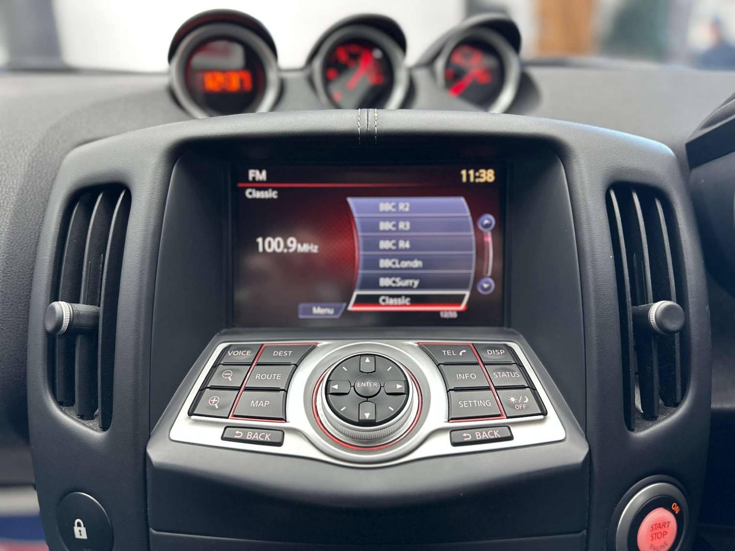 Used Nissan 370 Z 2011 for sale - 76829854: Photo 25