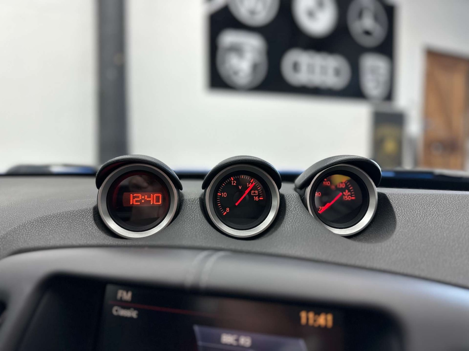 Used Nissan 370 Z 2011 for sale - 76829854: Photo 29