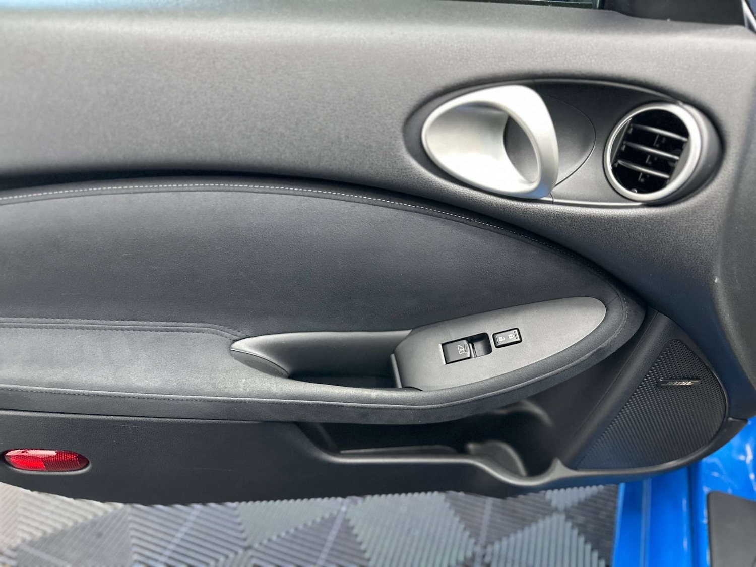 Used Nissan 370 Z 2011 for sale - 76829854: Photo 36