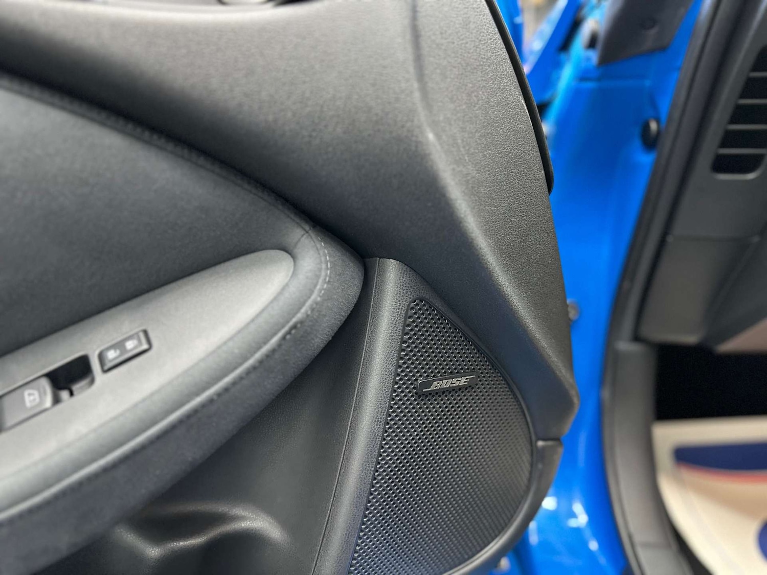 Used Nissan 370 Z 2011 for sale - 76829854: Photo 37