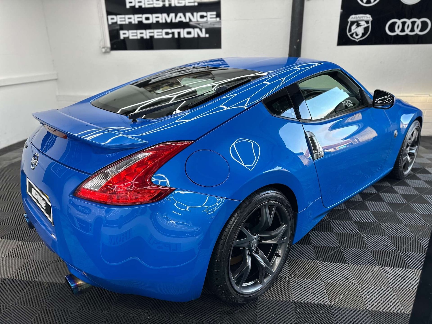 Used Nissan 370 Z 2011 for sale - 76829854: Photo 7