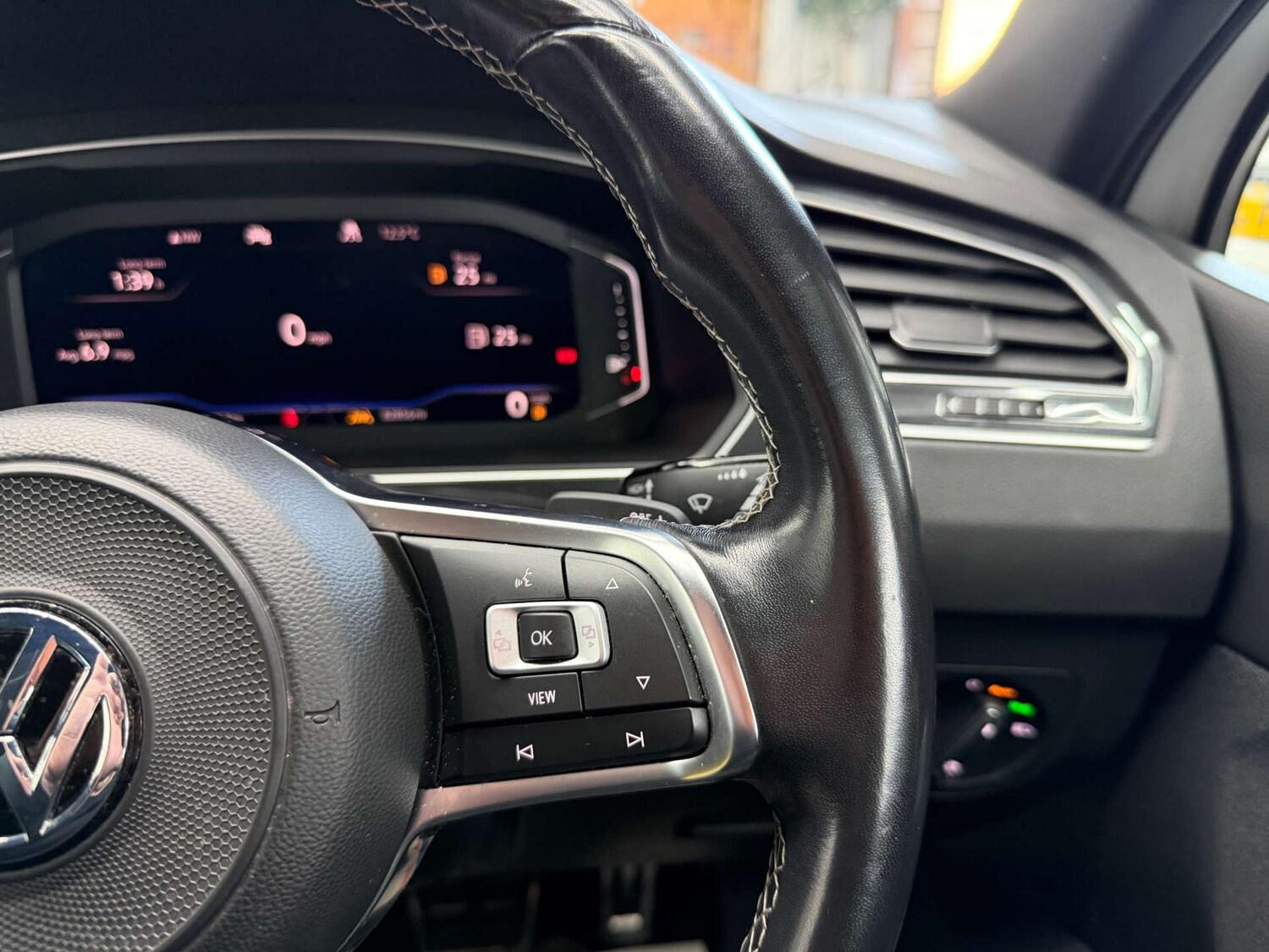 Used Volkswagen Tiguan 2019 for sale - 77664886: Photo 21