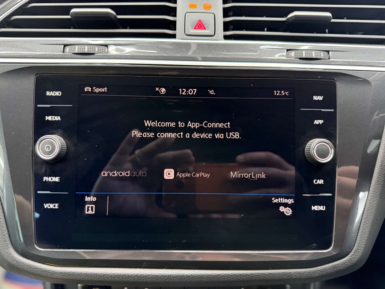 Used Volkswagen Tiguan 2019 for sale - 77664886: Photo 31