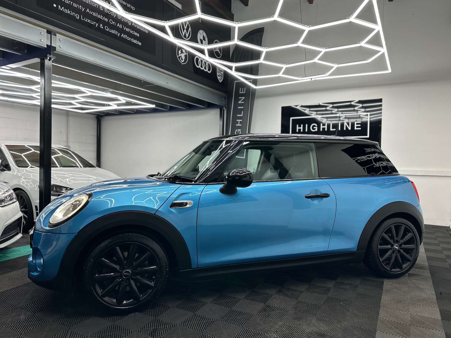 Used MINI Hatch 2017 for sale - 76628293: Photo 11