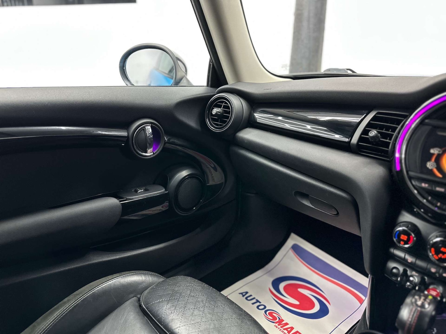 Used MINI Hatch 2017 for sale - 76628293: Photo 32