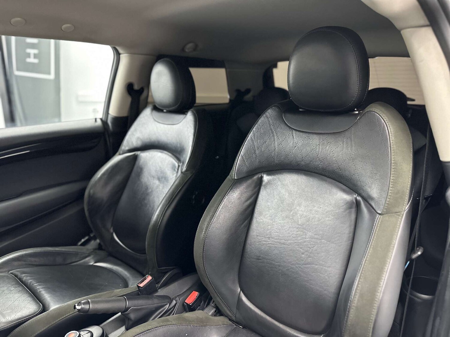 Used MINI Hatch 2017 for sale - 76628293: Photo 34