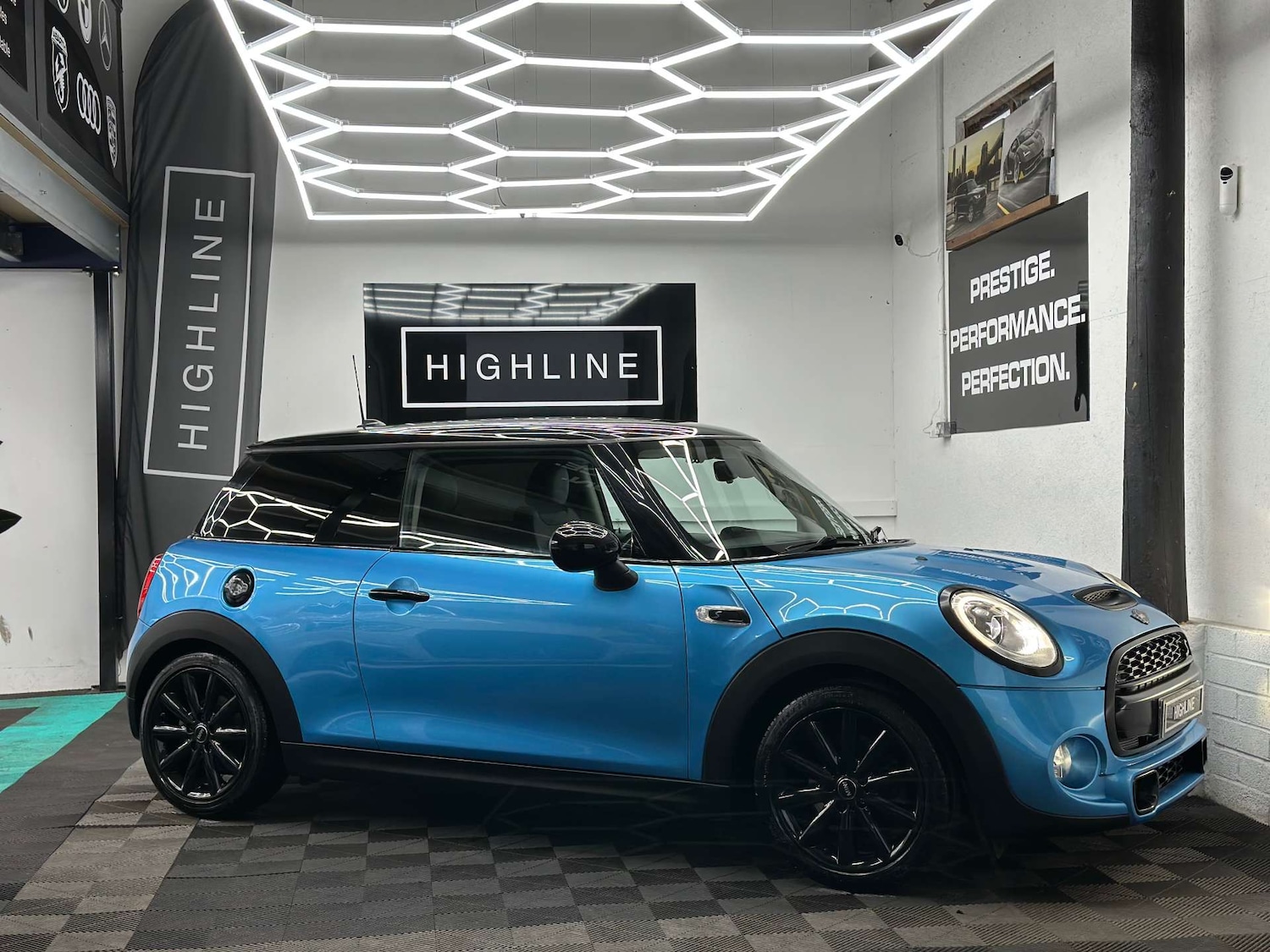 Used MINI Hatch 2017 for sale - 76628293: Photo 4