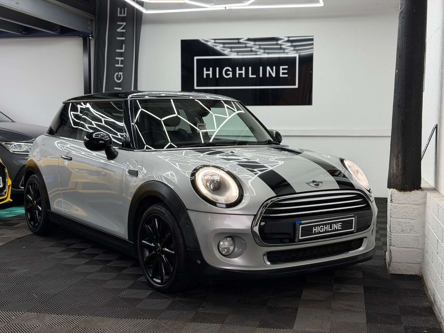 Used MINI Hatch 2016 for sale - 77172439: Photo 2