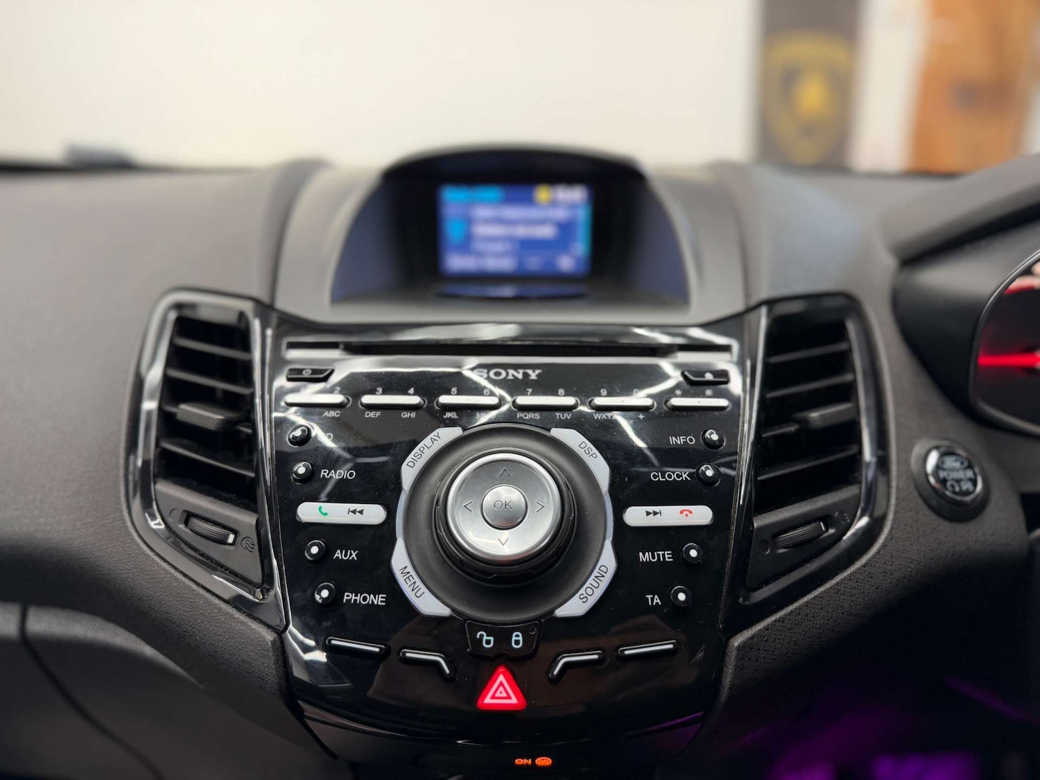 Used Ford Fiesta 2015 for sale - 77673730: Photo 16